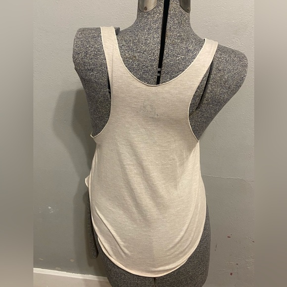 Womens Bear Dance Racer back Tank Top With Arrows Sz Small - Picture 9 of 9